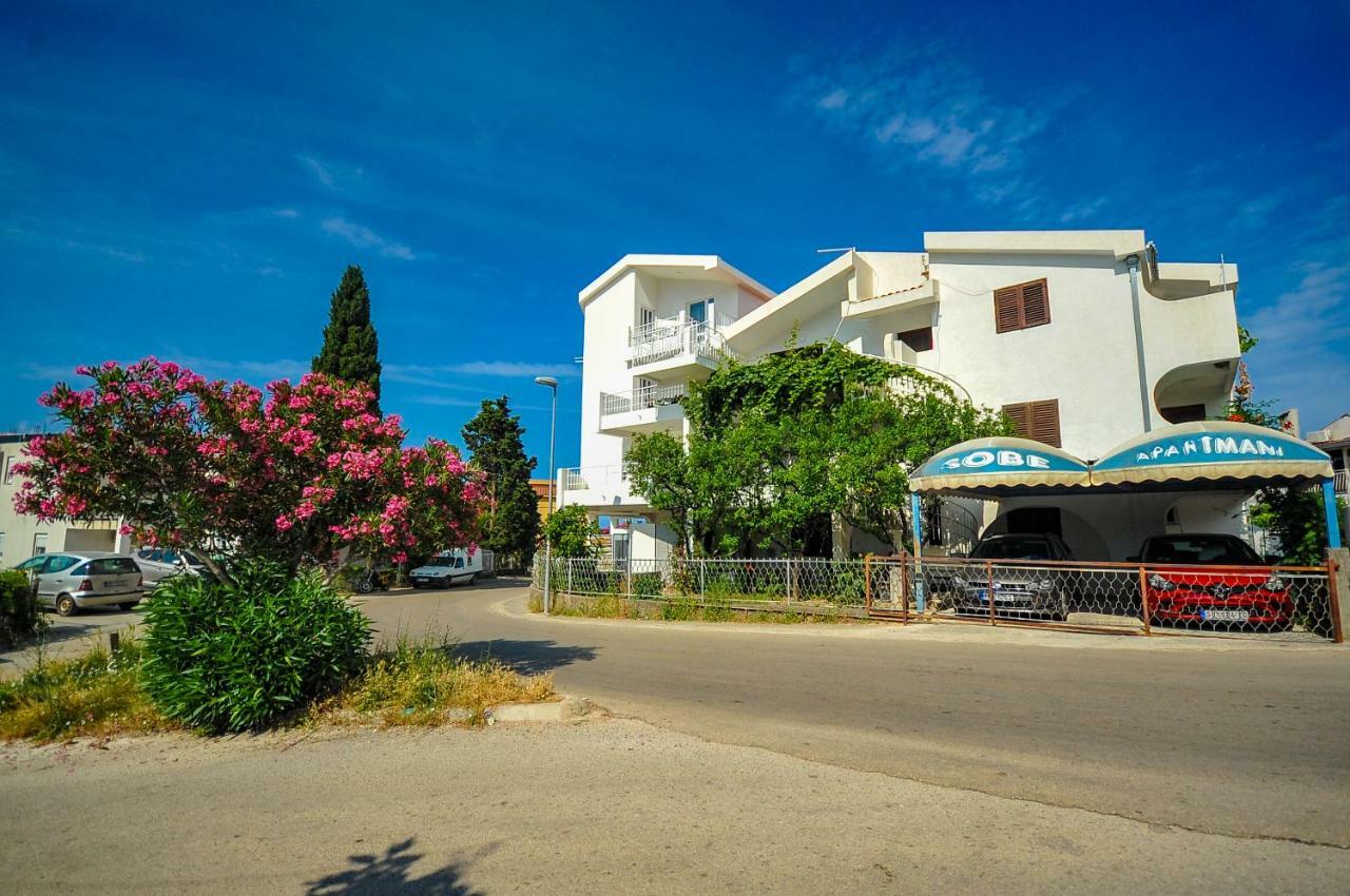 Apartmani Vitic Bar Buitenkant foto